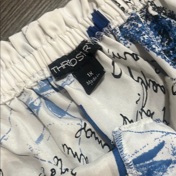 Stylish Printed Jumpsuit - Picture 2 of 4